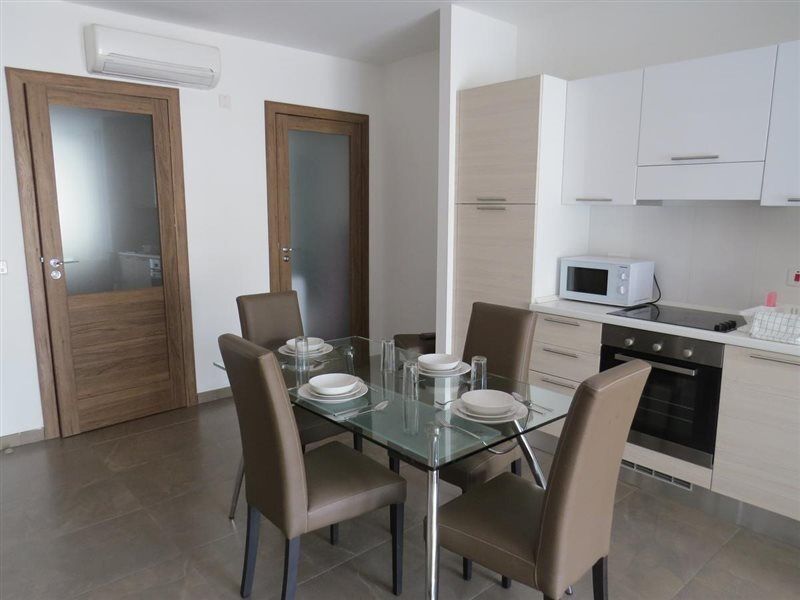 115 The Strand Hotel And Suites Gzira Luaran gambar